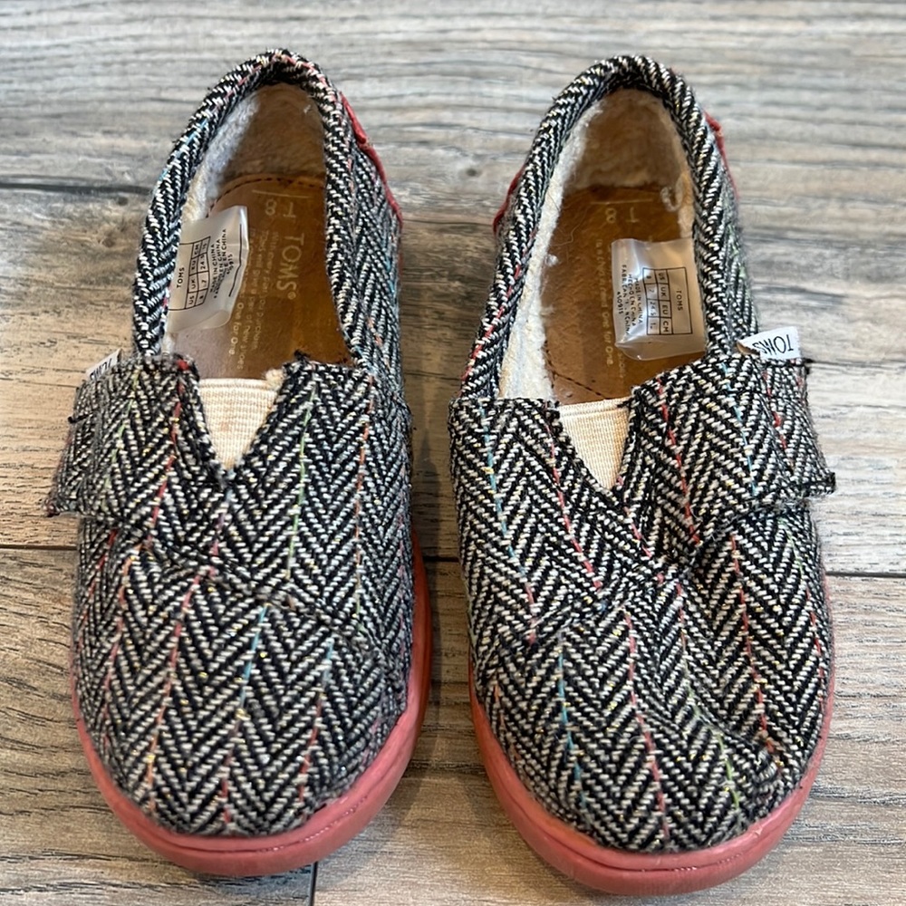 Toms Slip Ons